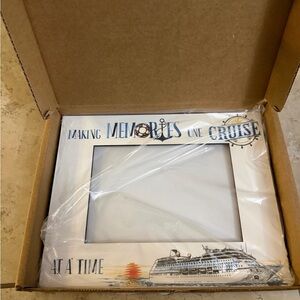 Cruise Memories White Photo Frame 5 x 7 NWT